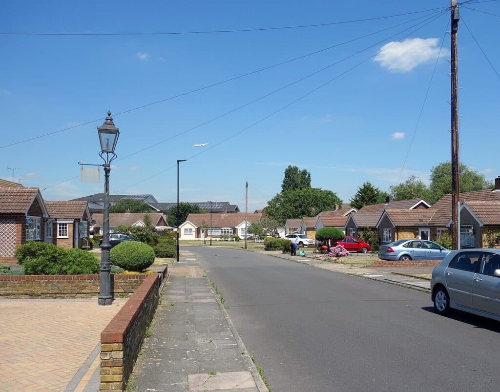 Oak Way, Feltham residential street